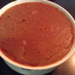 A picture of Saoji chicken curry.
