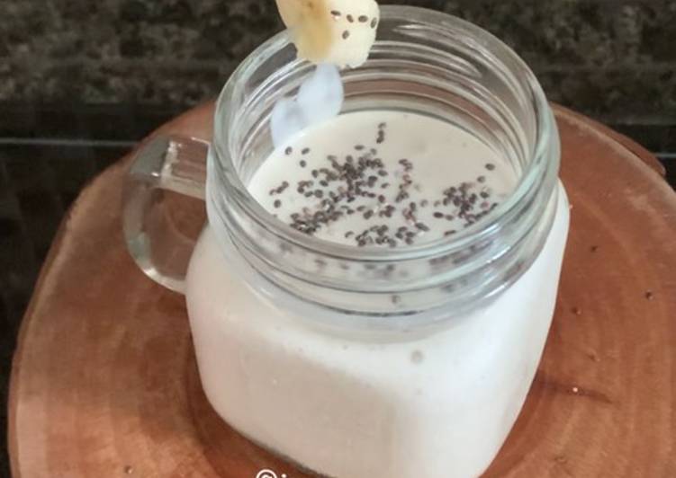 127. Cashew Butter Banana Smoothies