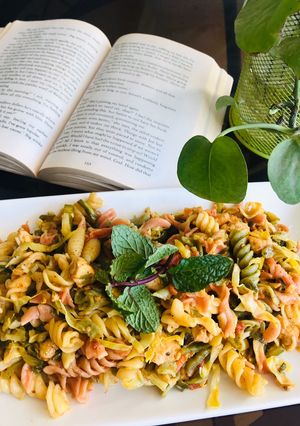 A picture of Coloured pasta.