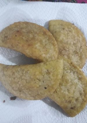 Una foto de Empanadas de plátano verde receta ecuatoriana sin tacc