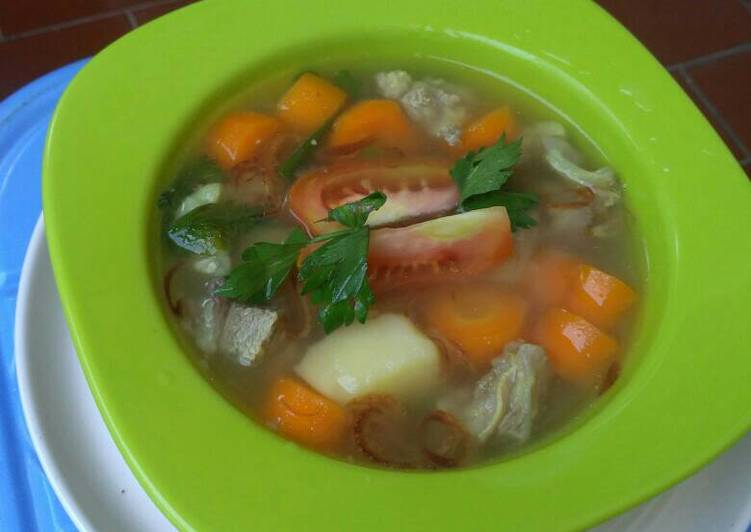 Sop daging sapi