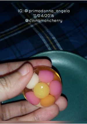 A picture of Rubber Ball Jellies.