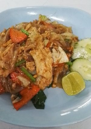 รูปของ ก๋วยเตี๋ยวผัดซีอิ๊วไก่