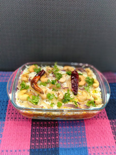 વેજીટેબલ બિરયાની (Vegetable Biryani Recipe In Gujarati) રેસીપી મુખ્ય ફોટો