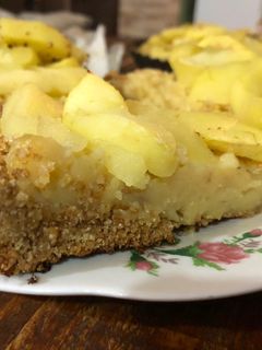 Una foto de Tarta de Manzanas y Crema Pastelera