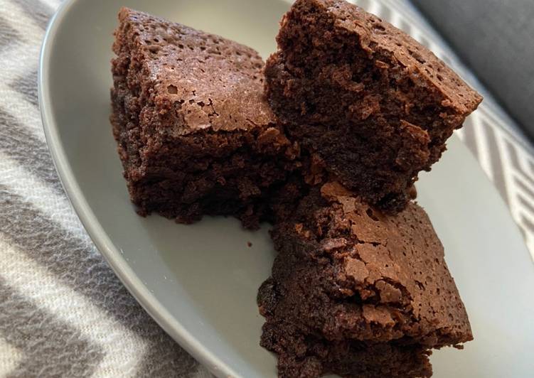 Easiest Way to Make Perfect Chocolate Brownies
