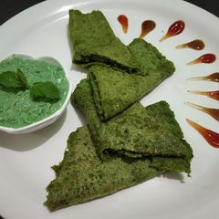 A picture of Moongdal-Spinach Dosa.