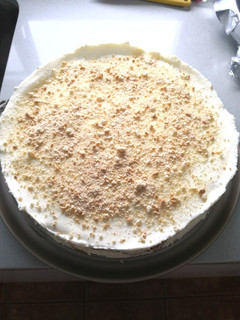 Una foto de Tarta de leche condensada, galleta y limón