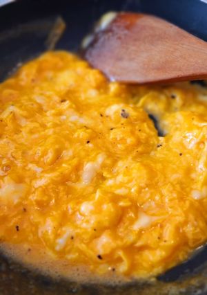 Una foto de Huevos con Queso