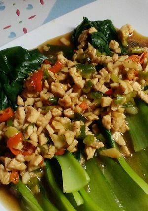 Foto resep Pokcoy siram ayam lada hitam