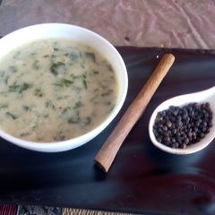 A picture of Spinach cauliflower soup.