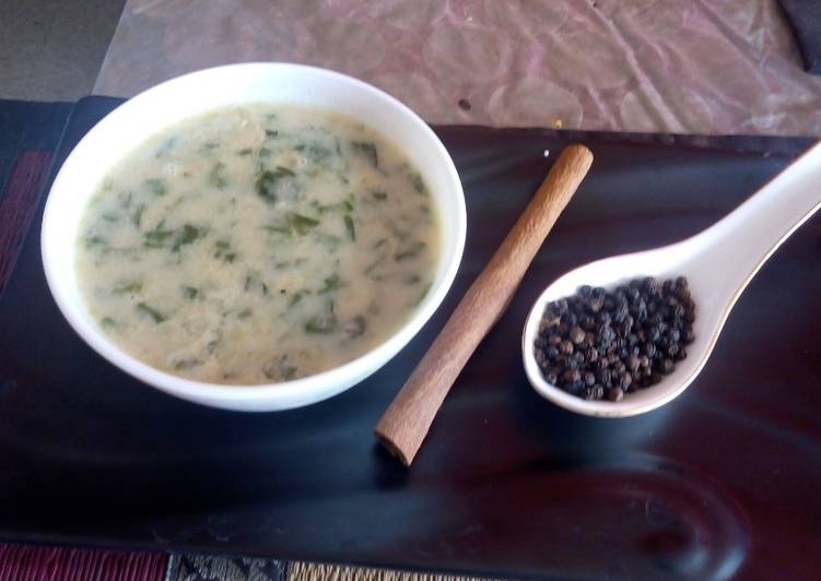 Spinach cauliflower soup