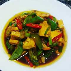 A picture of Tumis Tahu Cabe Gendot ala Chef Restu.
