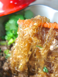 影音示範教學 螞蟻上樹(辣炒冬粉 川菜 的食譜成品照片