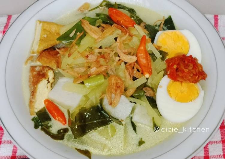 Lontong Sayur