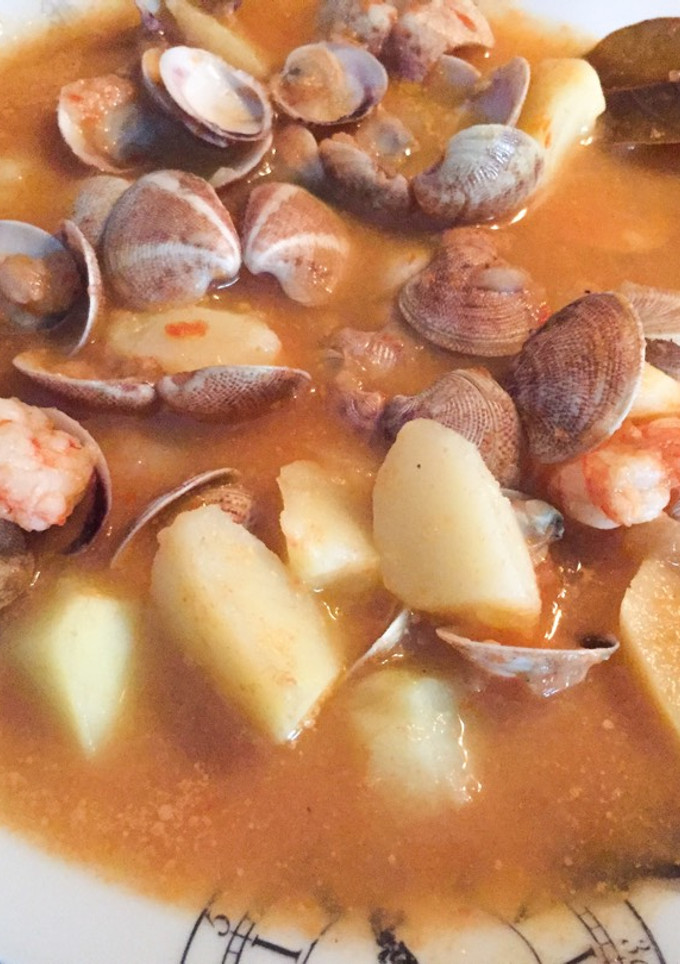 Una foto de Caldo de pescado