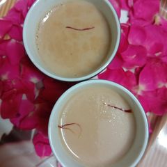 A picture of Kesar -Elaichi Tea ☕.