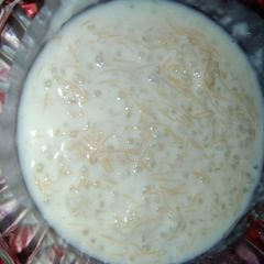 A picture of Sabudana sewiyan kheer.