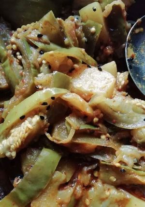 A picture of Baingan masala.