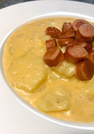 Savanyú krumplifőzelék tejföllel recept fotója