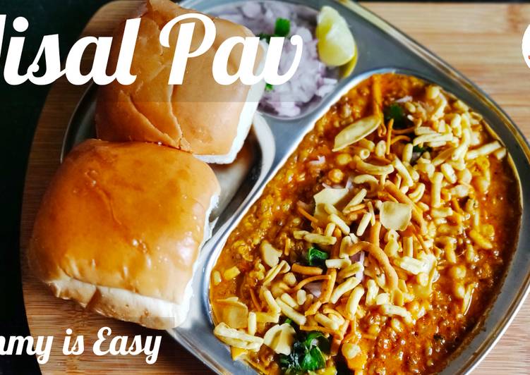 Spicy Misal Pav Recipe By Yummy Is Easy Cookpad