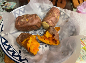 氣炸烤箱烤地瓜 的食譜成品照片