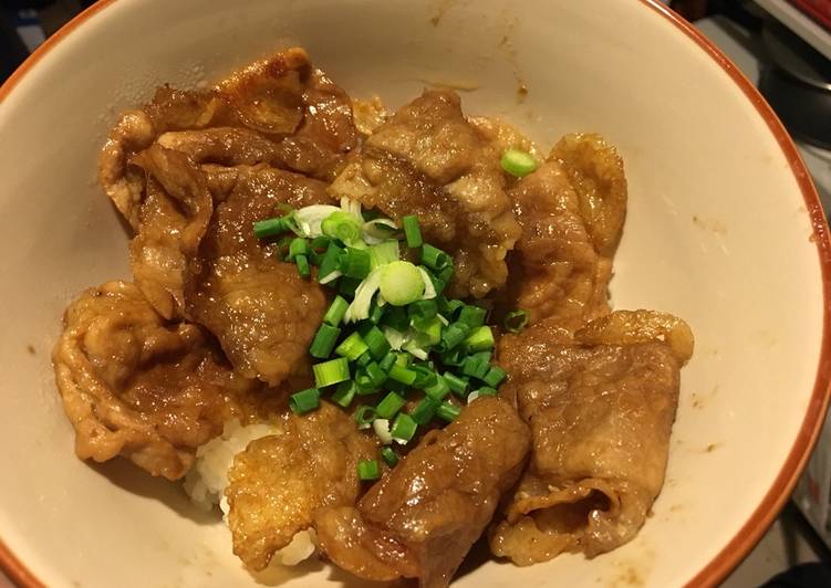 Yakiniku don Mk II (ข้าวหน้าเนื้อย่าง)