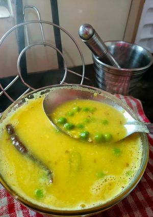 মটরশুঁটির মুগডাল (matarshutir moong dal recipe in Bengali) রেসিপির প্রধান ছবি