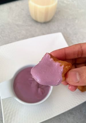 A picture of Purple Sweet Potato Custard.