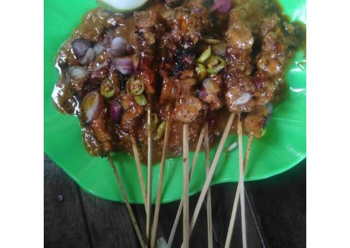 Sate ayam madura