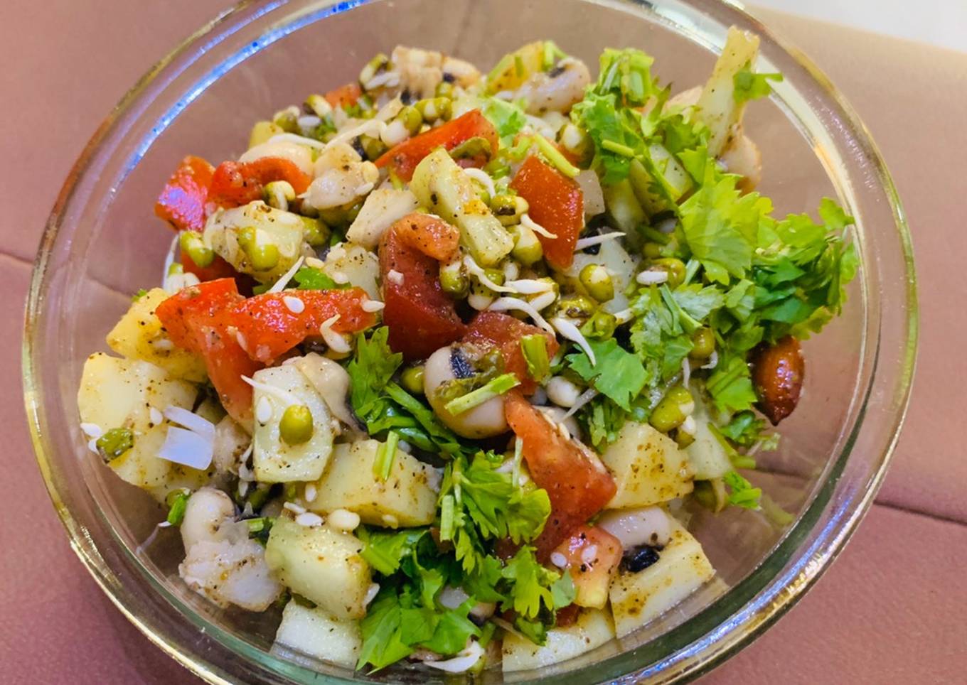 Sprouts Lobia Salad