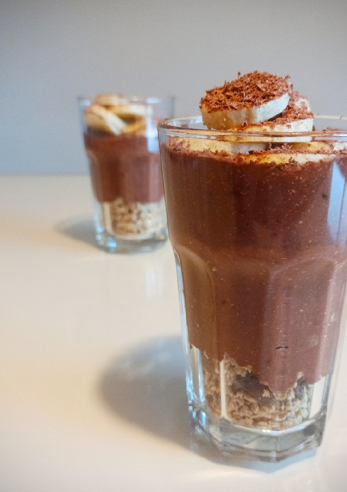 Una foto de Pudin de chía con cacao y plátano
