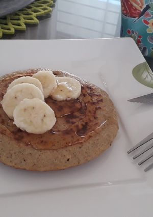 Una foto de Hotcake con harina de almendras y avena