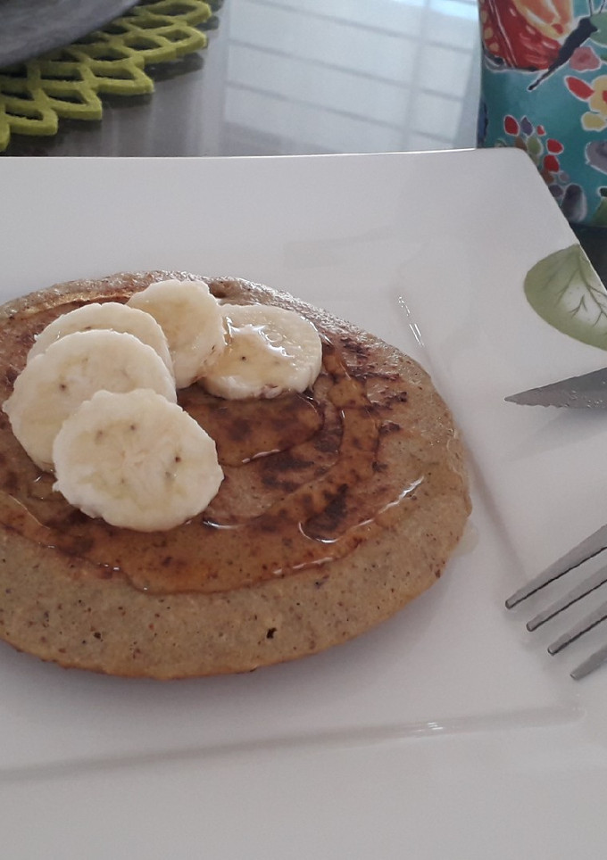 Una foto de Hotcake con harina de almendras y avena
