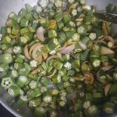 A picture of Masaledar bhindi.
