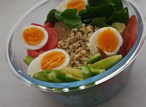 Une photo de Poke bowl healthy