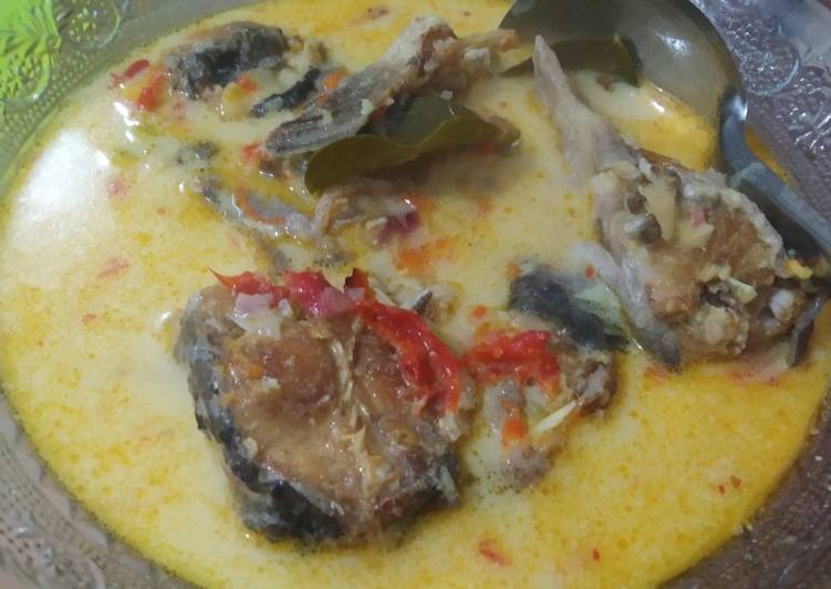 Bahan-bahan Ikan Patin Kuah Kuning 🐟🌶️ yang nikmat Untuk Jualan