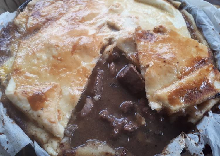 Simple Way to Prepare Super Quick Homemade Steak and kidney pie