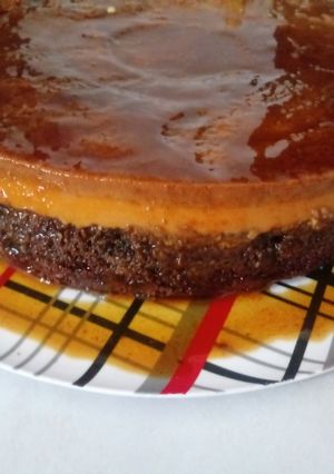 Una foto de Chocoflan o torta imposible😜