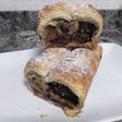 Rollitos de hojaldre rellenos de nutella y nueces
