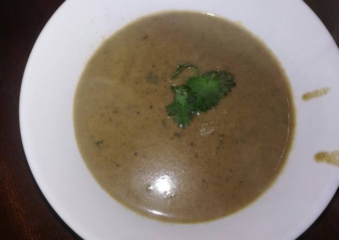 Simple Way to Prepare Ultimate Mushroom soup for the cold season