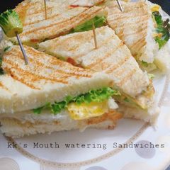 A picture of Kk's mouthwatering sandwiches.