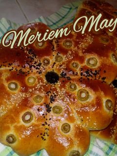 صورة لوصفة خبز بالزيتون 🫒