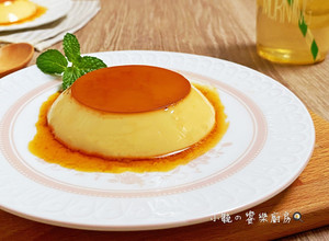 焦糖蒸布丁。電鍋點心 的食譜成品照片