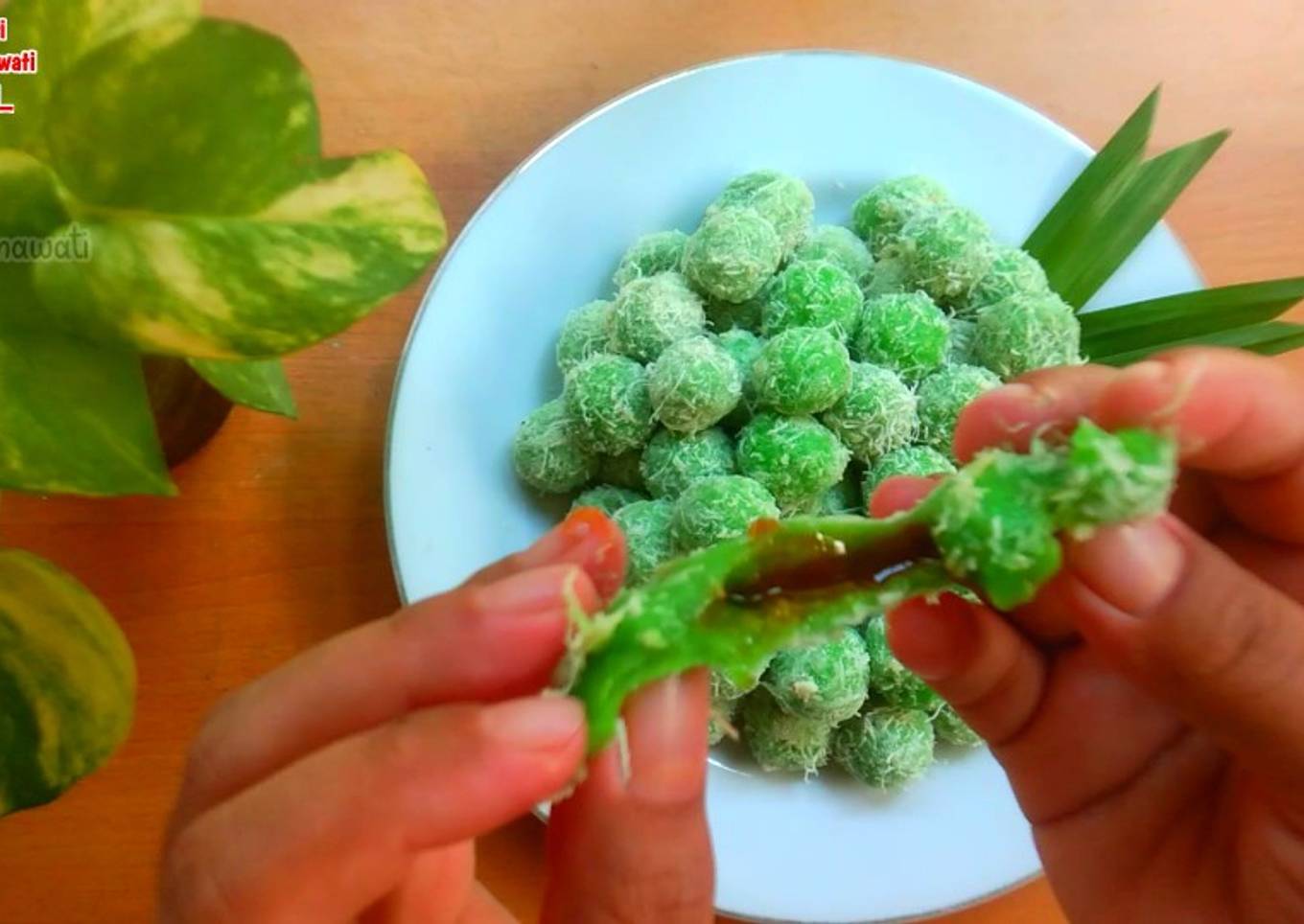 Kue klepon (gluten-free) chewy bangett