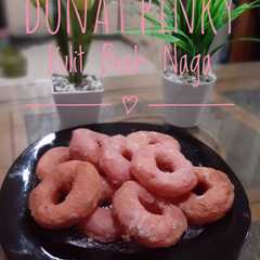A picture of Donat Pinky Kulit Buah Naga.
