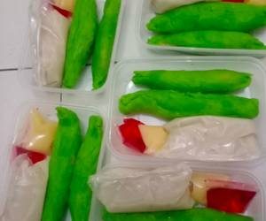 Siap Saji Es pisang ijo Sedap Nikmat Siap Saji Es pisang ijo Sedap Nikmat