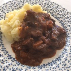 A picture of Beef ragù.