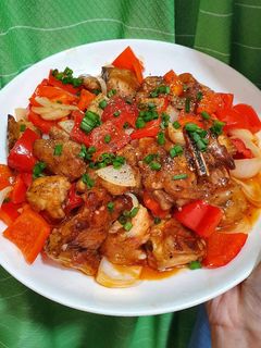 Hình của món Sườn xào chua ngọt.