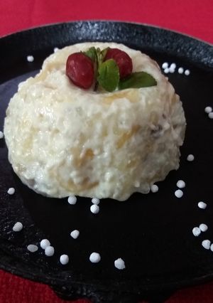 A picture of Sabudana cake.